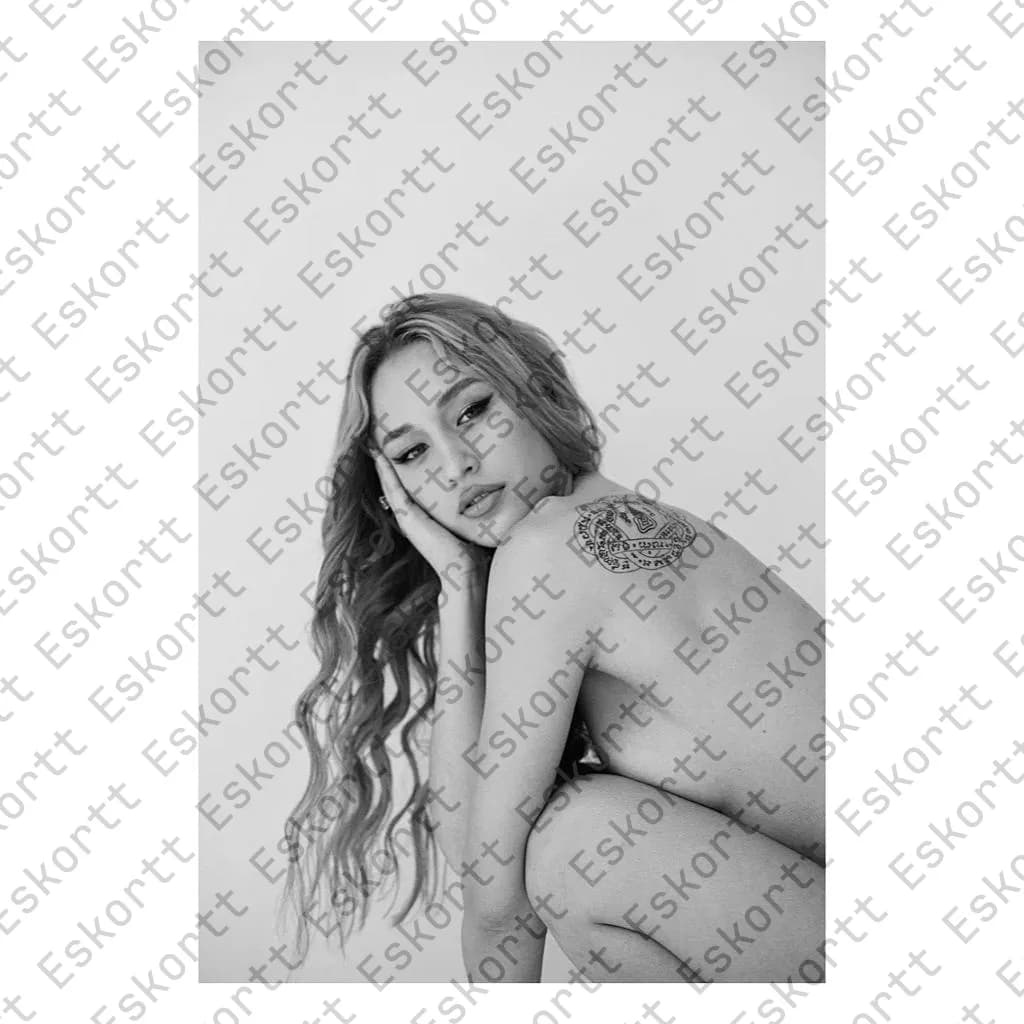 Emilia escort in Moscow