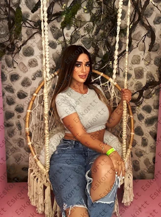 Maya escort in Moscow