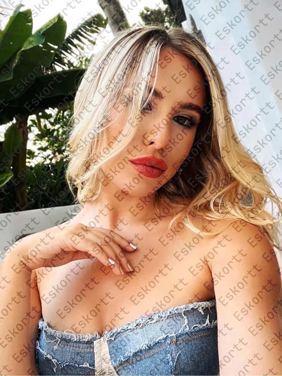 Stasy escort in Moscow