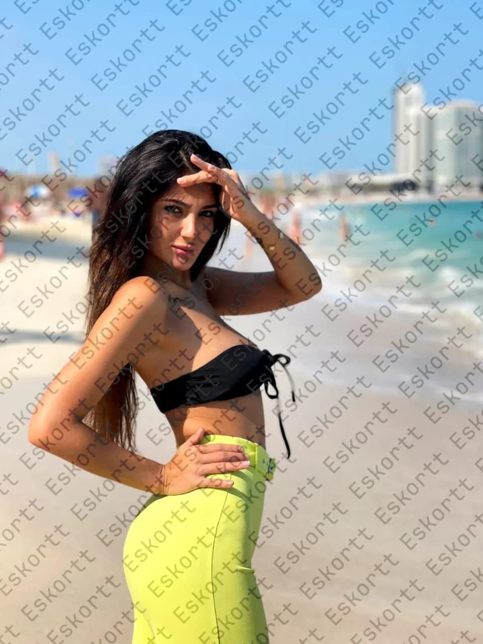 Tina escort in Moscow