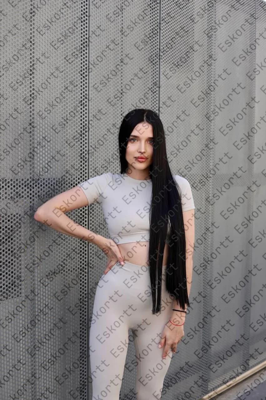 Stesha escort in Moscow