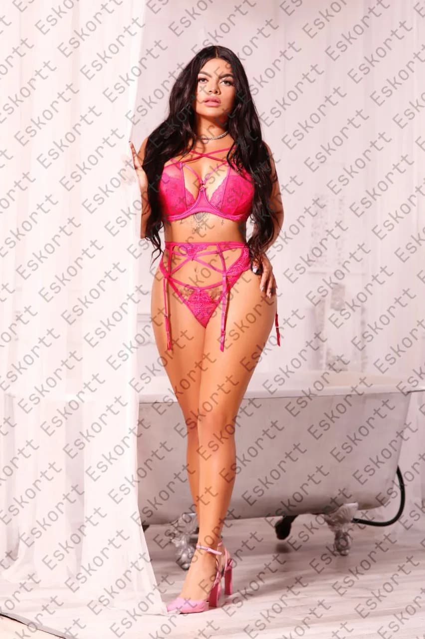 Mia escort in Moscow