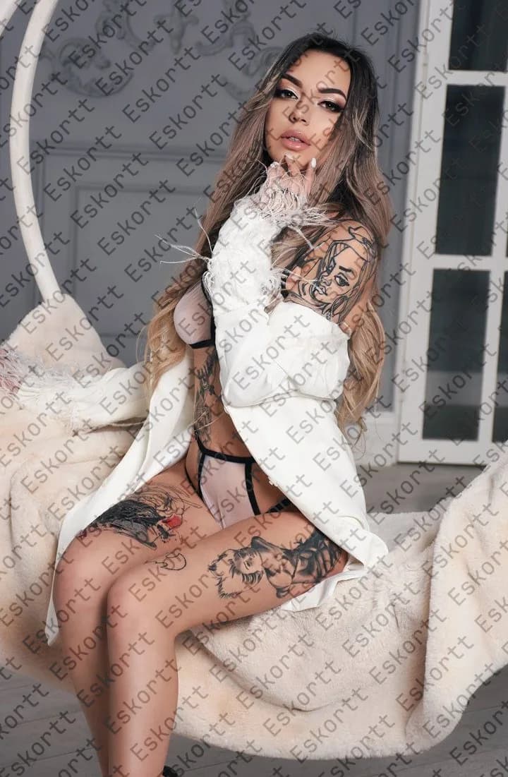 Julia escort in Moscow