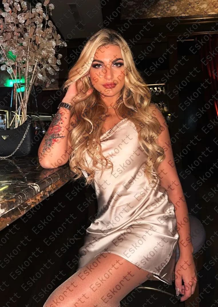 Kristina escort in Moscow