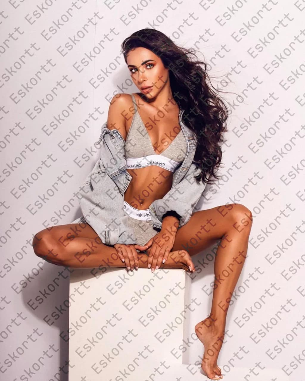 Chiara escort in Moscow