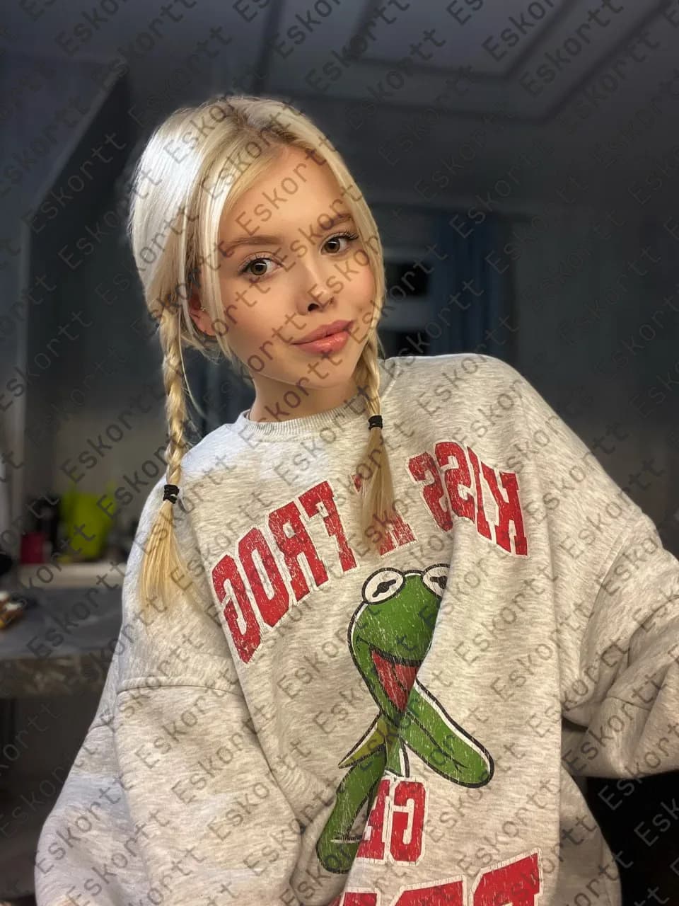 Diana escort in Moscow