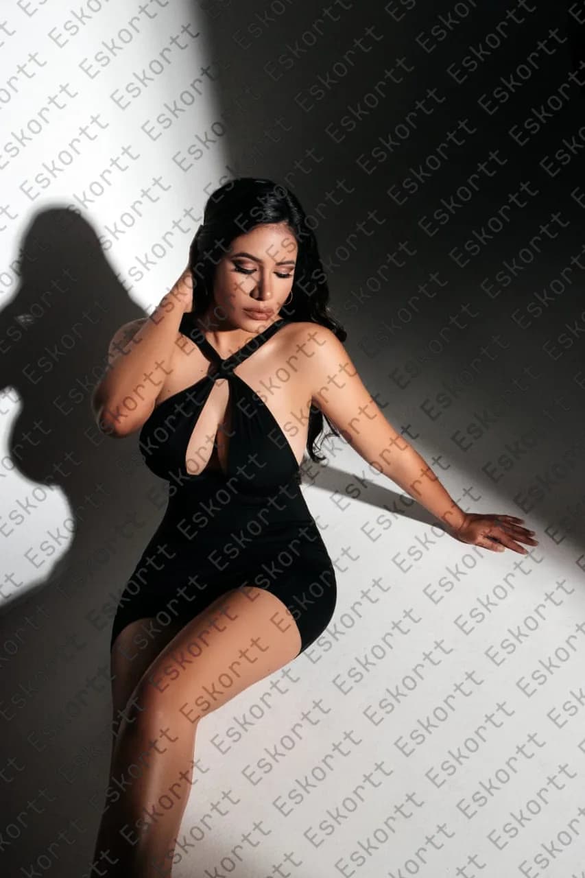 Dayana escort in Moscow