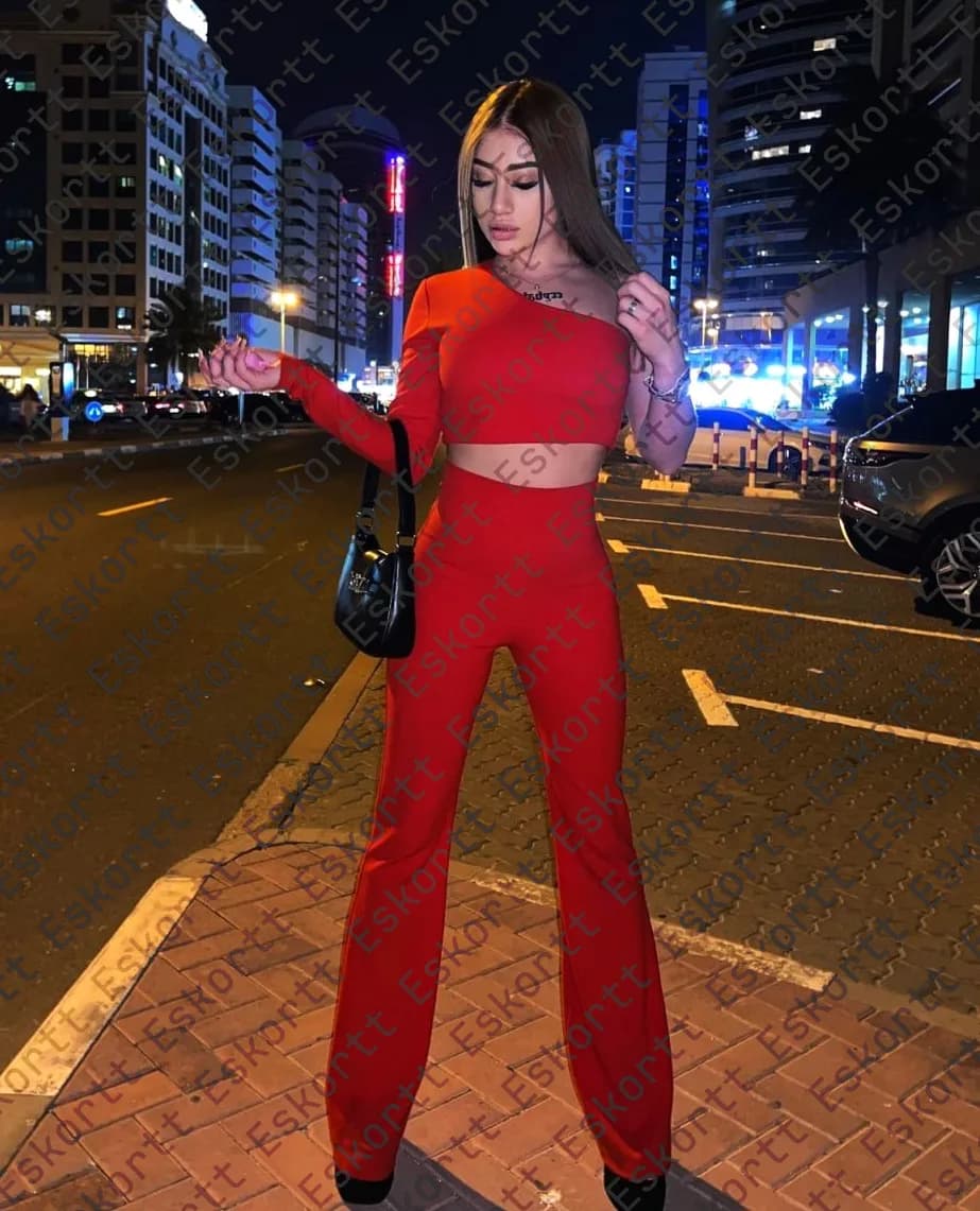 Alisa escort in Moscow