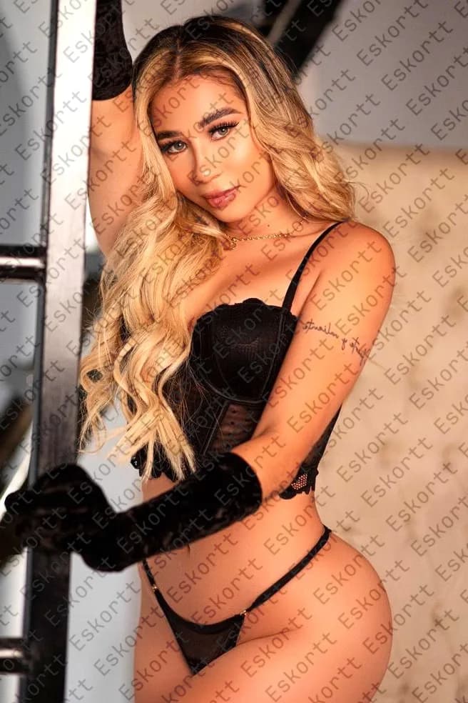 Josselyn escort in Moscow