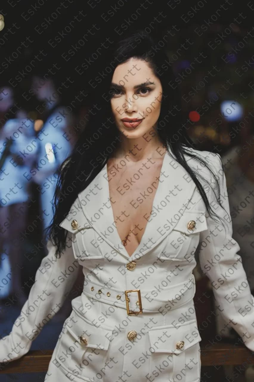 Carmen escort in Moscow