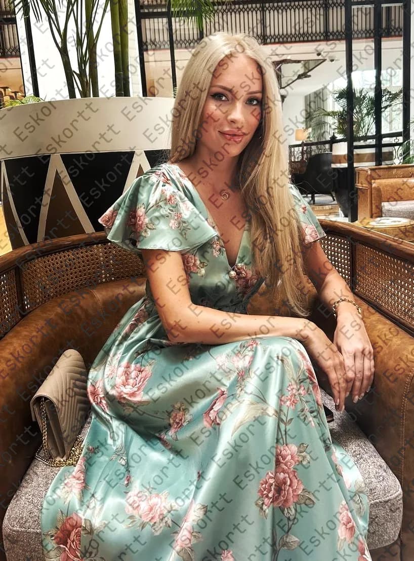 Mira escort in Moscow