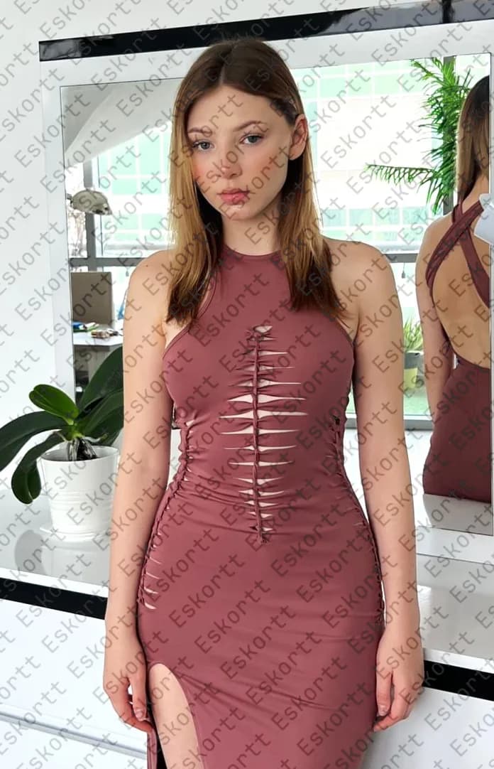 Luna escort in Moscow