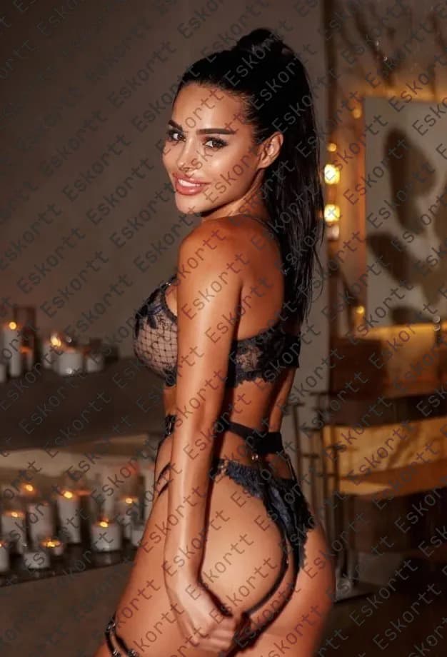 Natali escort in Moscow