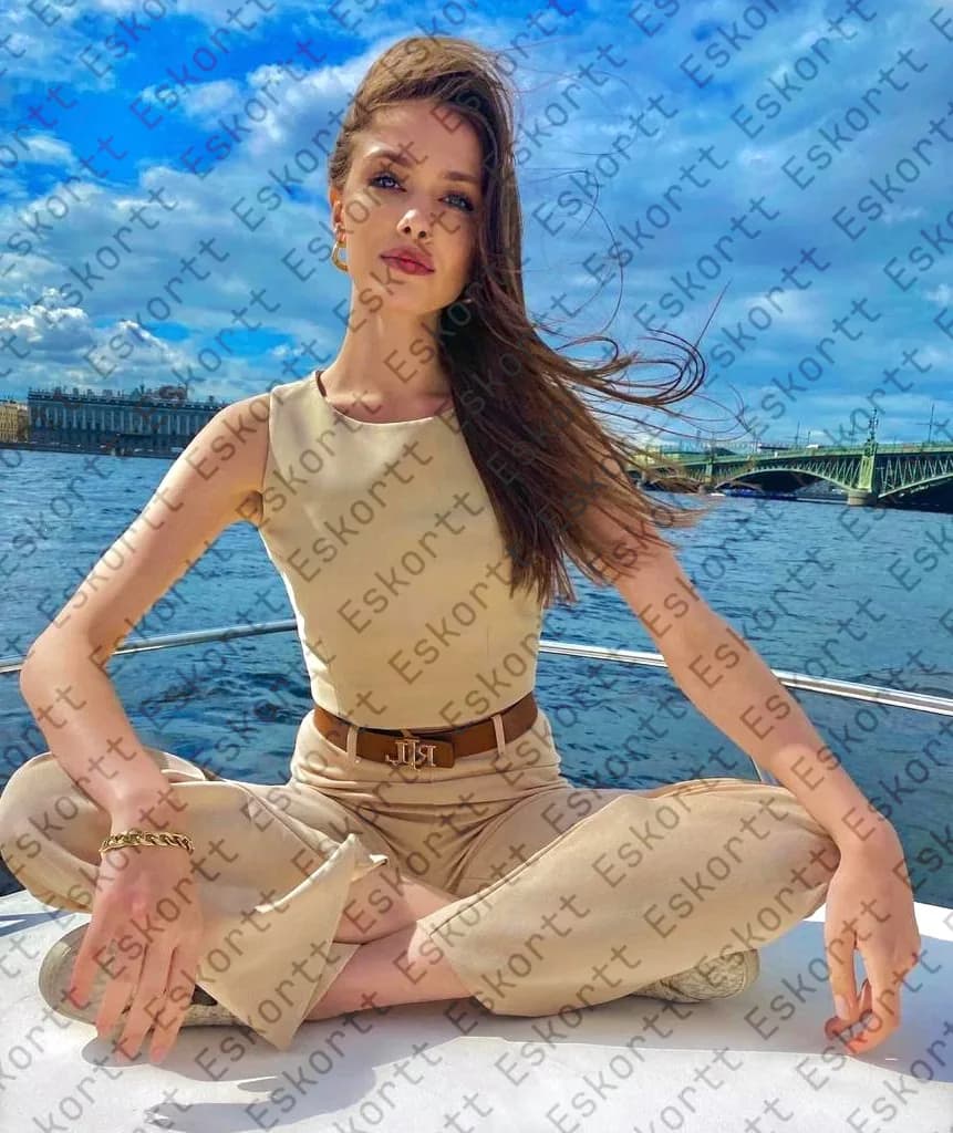 Annet escort in Moscow