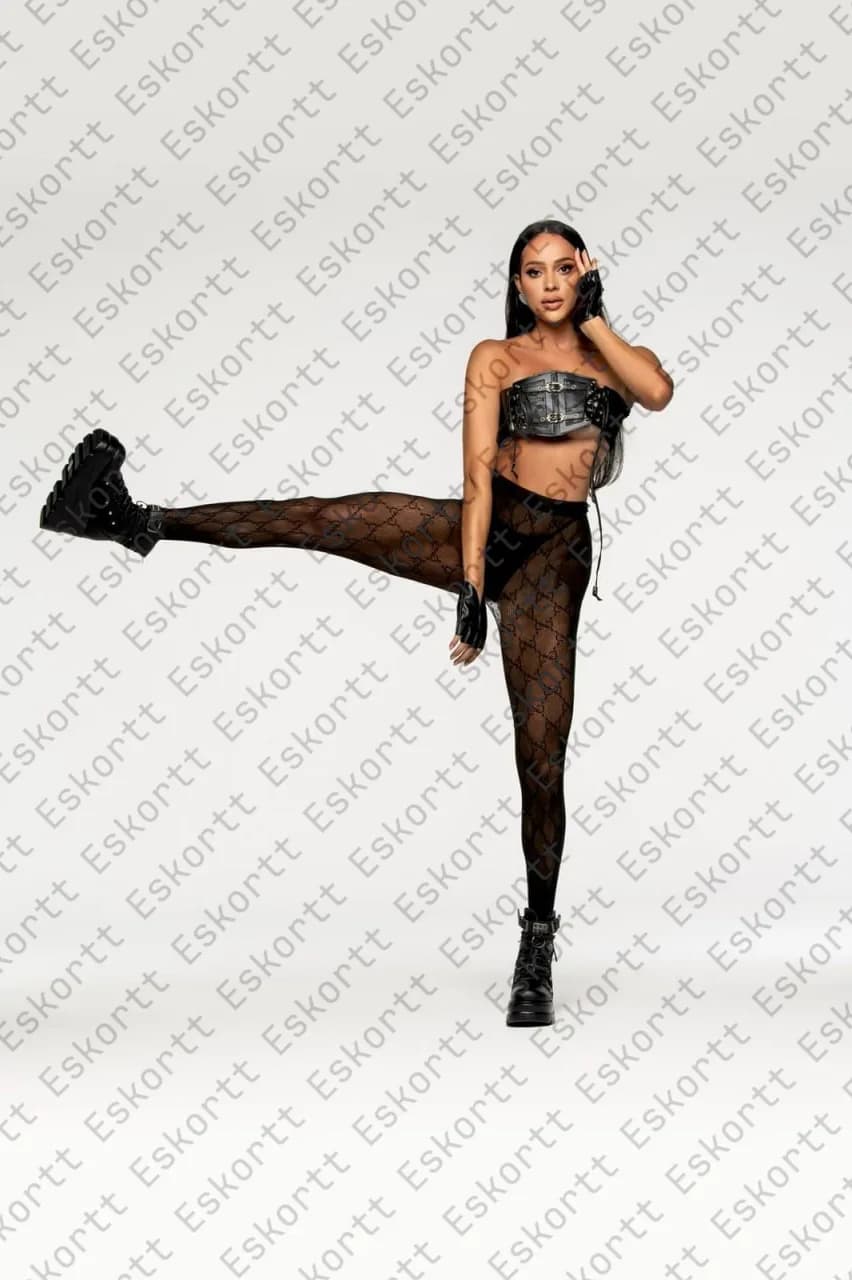 Gabriela escort in Moscow