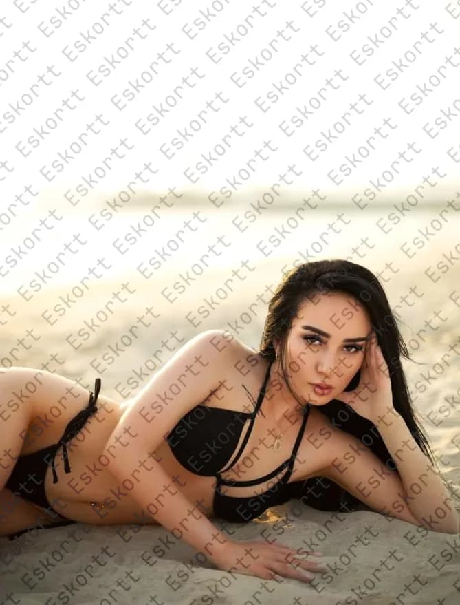 Malika escort in Moscow