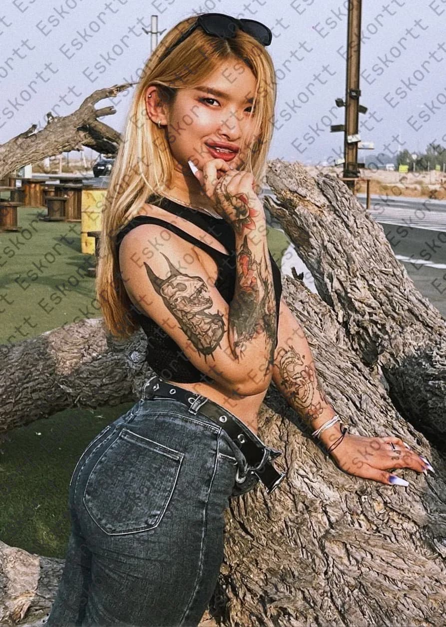 Kim escort in Moscow