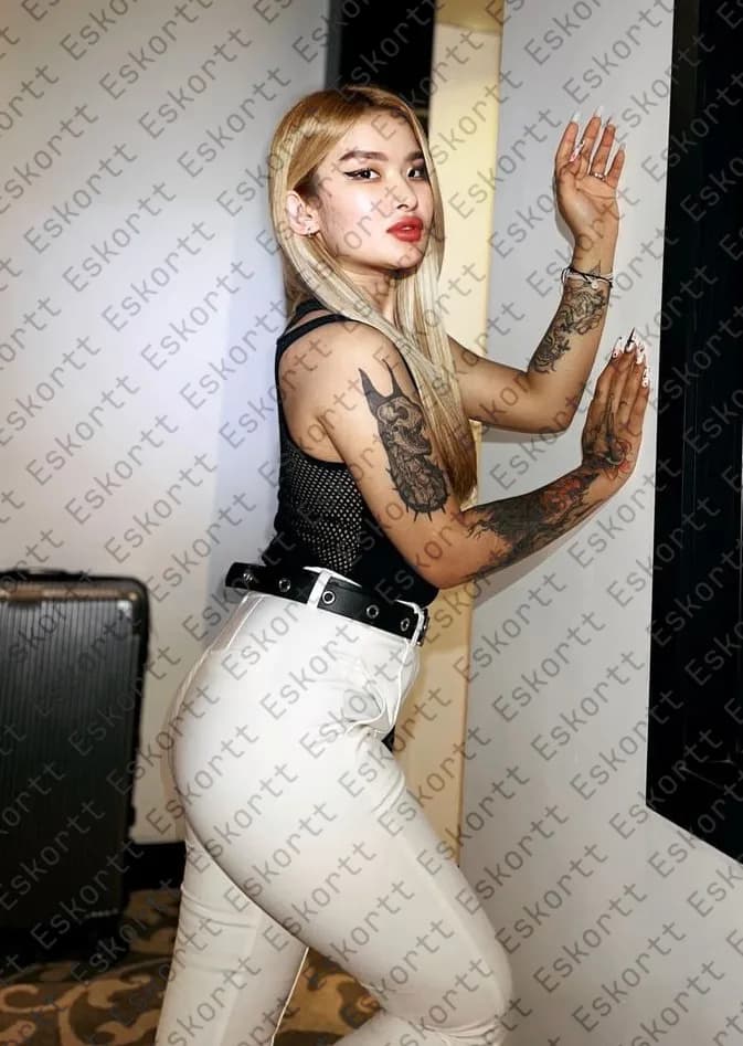 Kim escort in Moscow