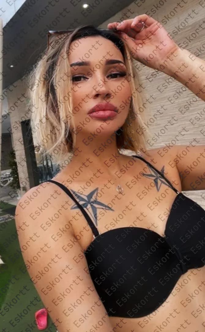  Elisa escort in Moscow