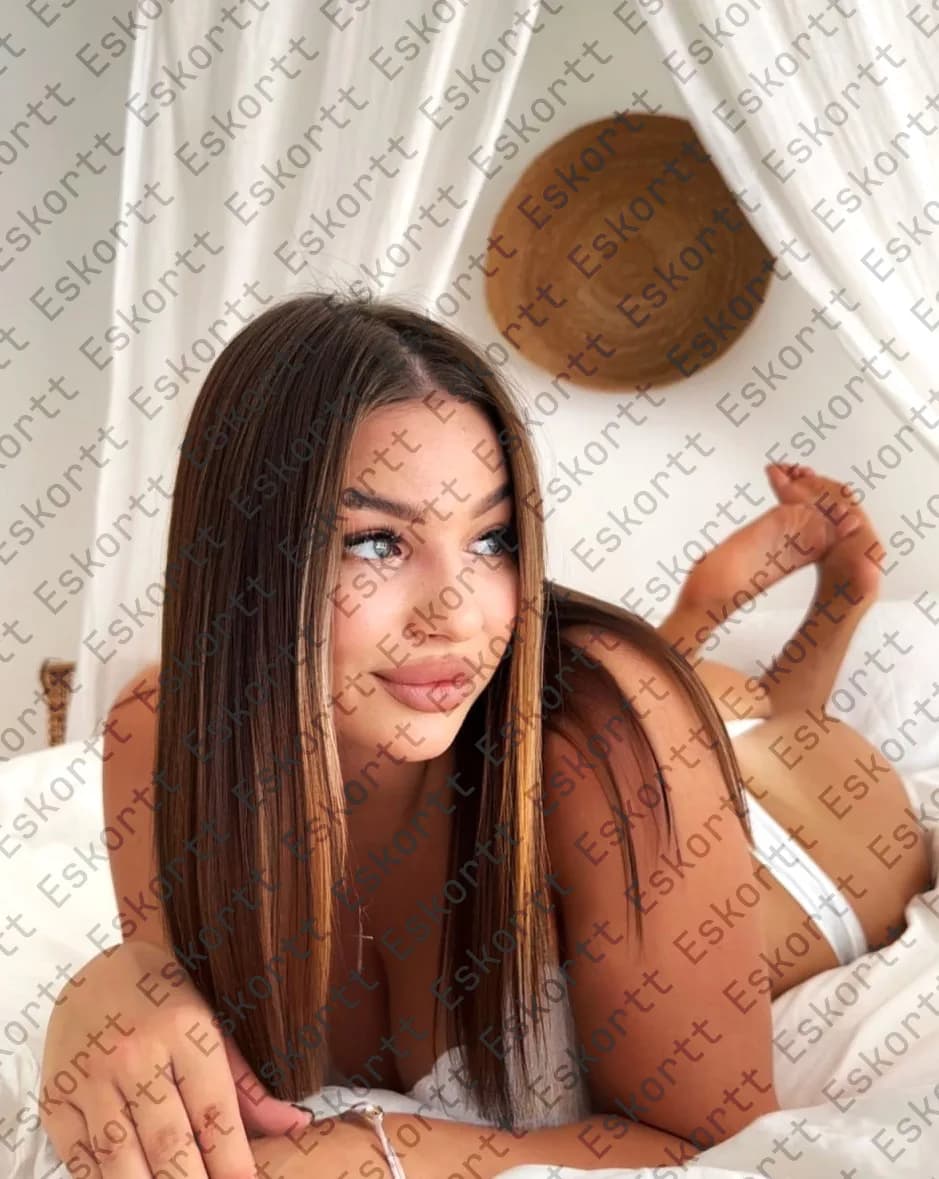 Aleksa escort in Moscow