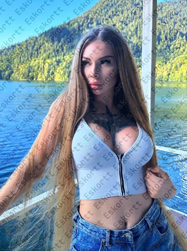 Nika escort in Moscow