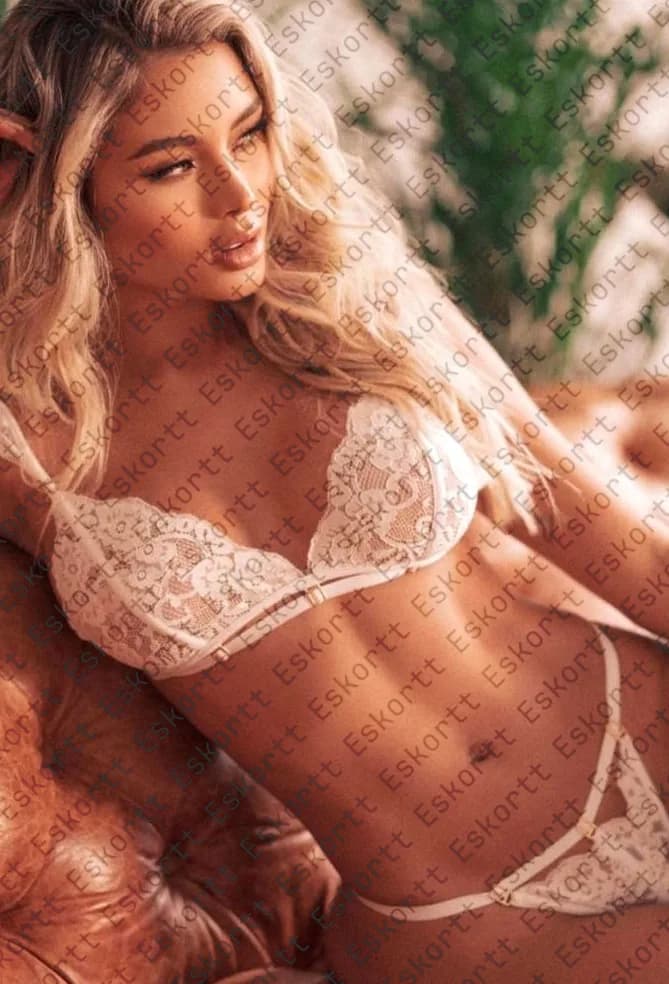 Willow escort in Moscow