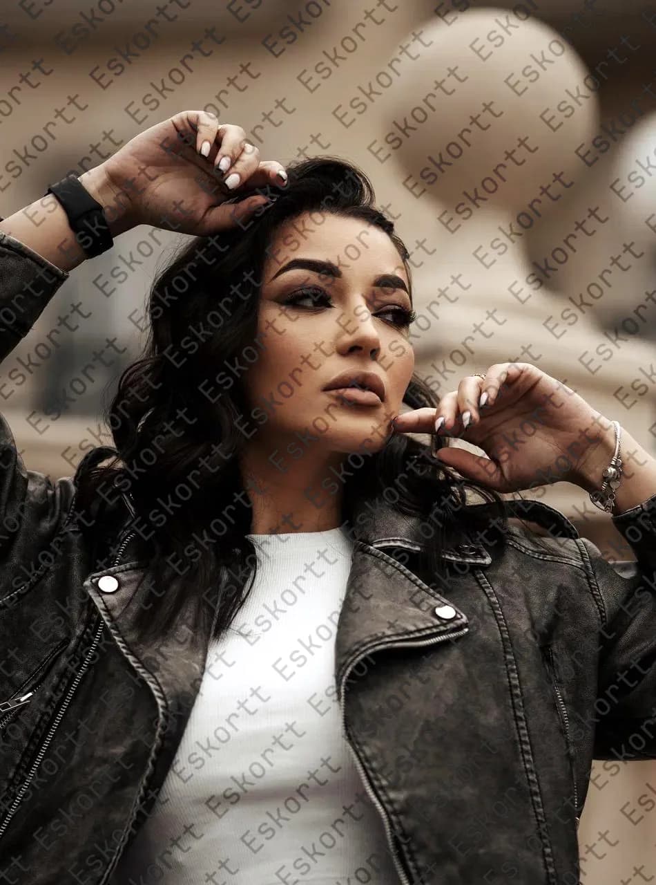 Karoline escort in Moscow