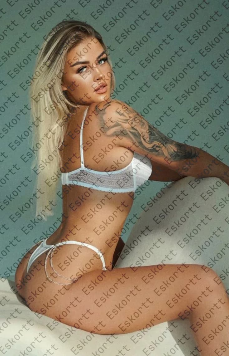 Afina escort in Moscow