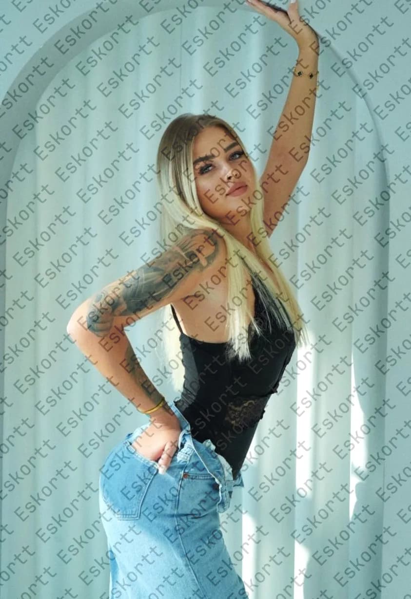 Afina escort in Moscow