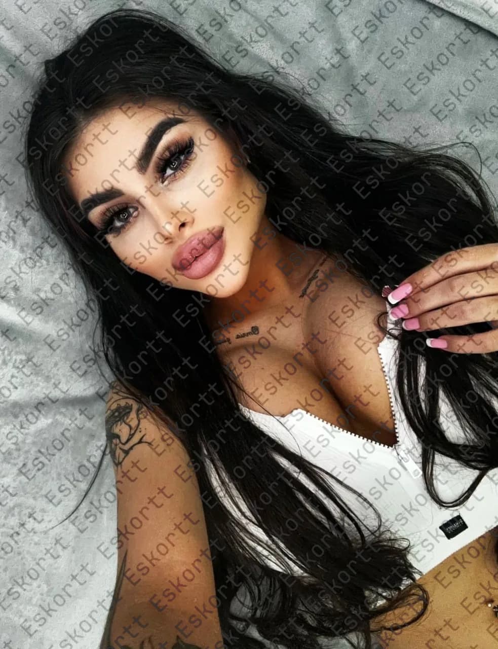 Mariam escort in Moscow