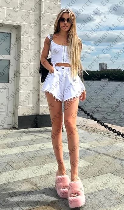 Alisa escort in Moscow
