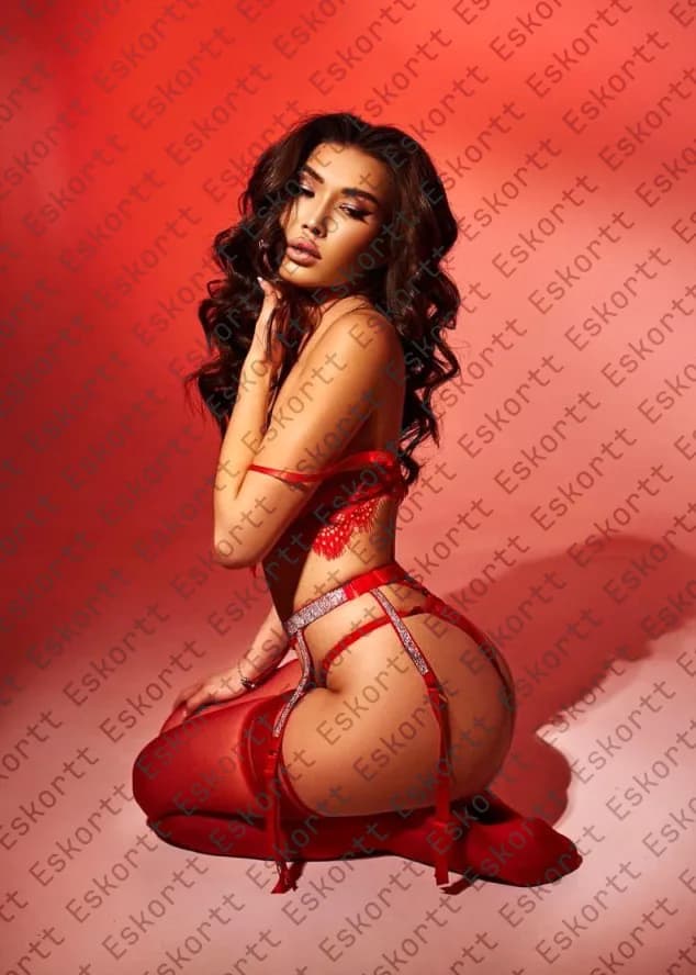 Alima escort in Moscow