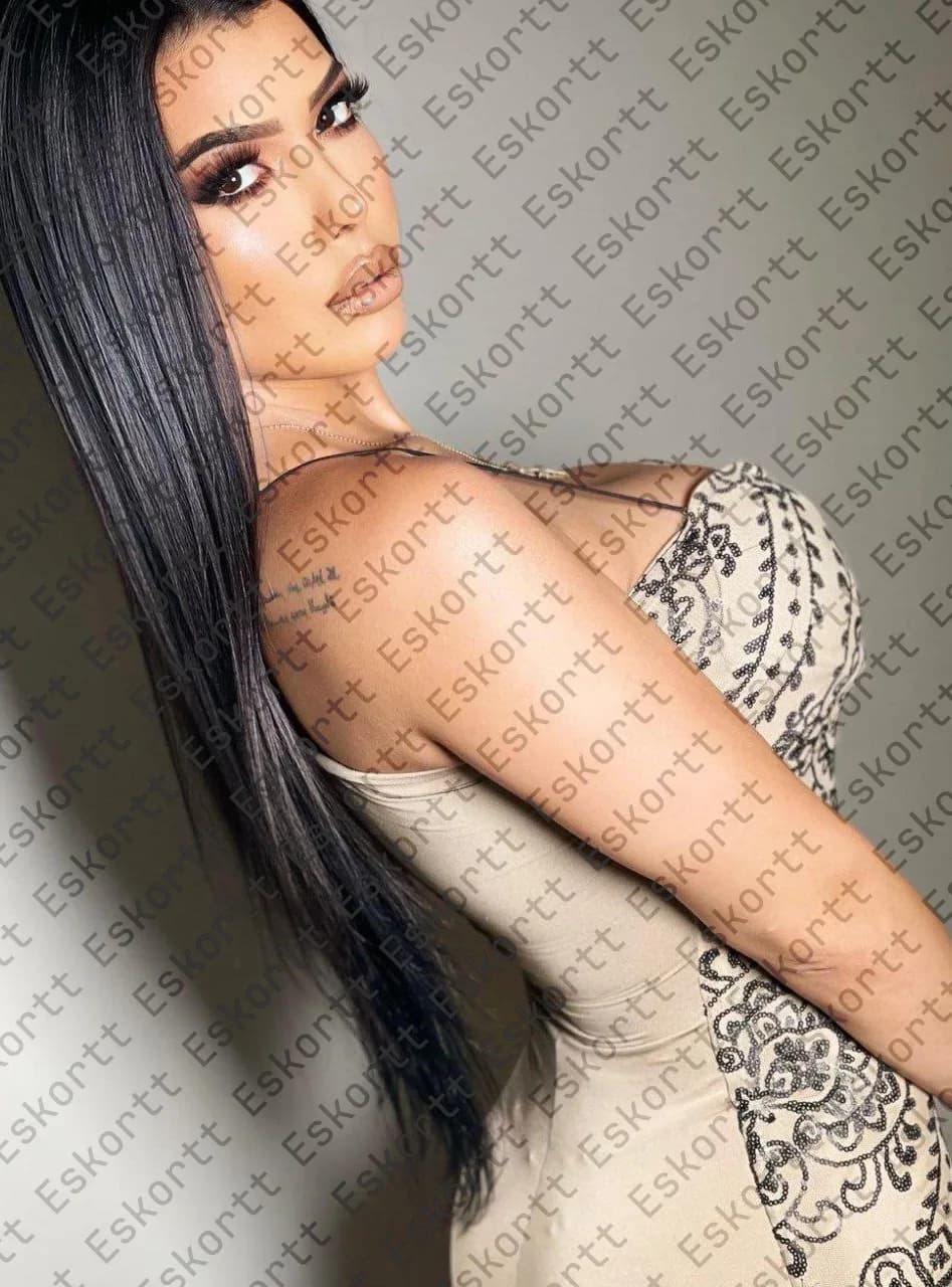 Pamela escort in Moscow