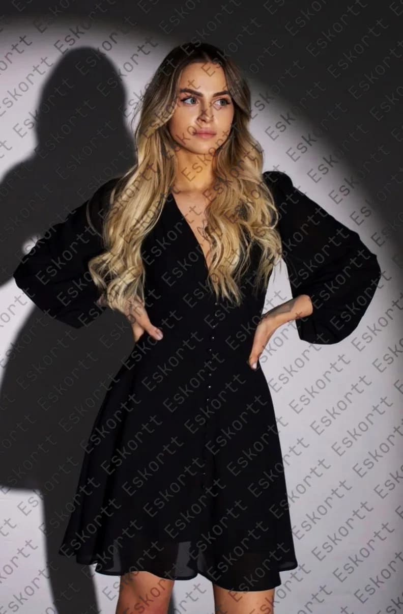 Asya escort in Moscow