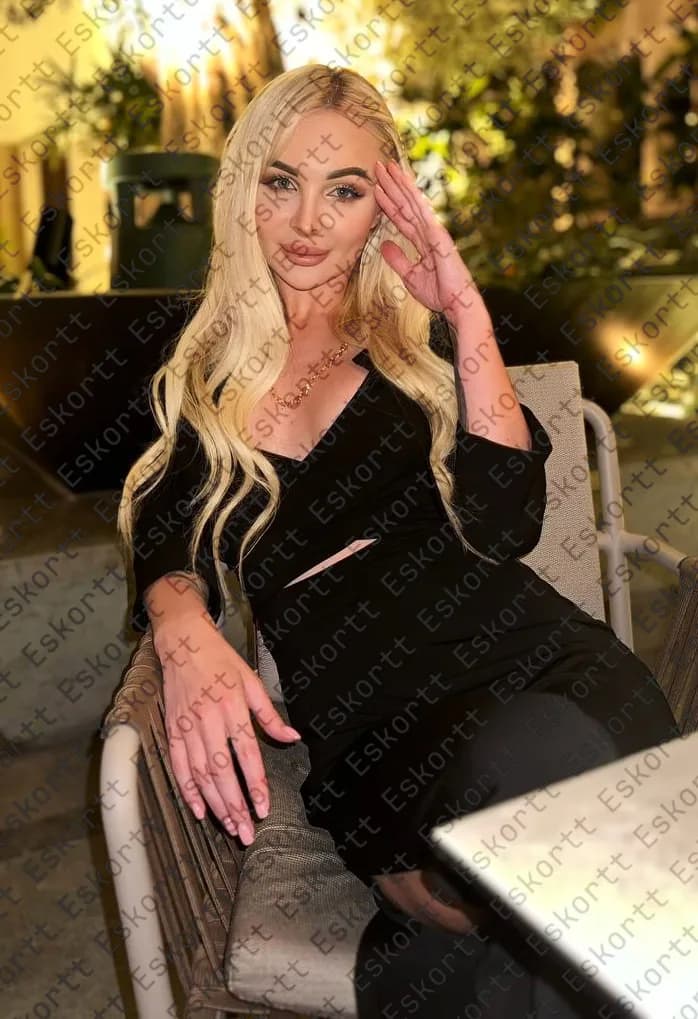 Alisa escort in Moscow