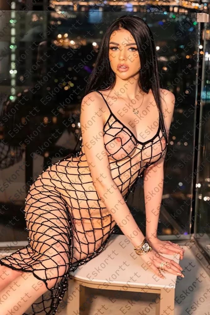Emilia escort in Moscow