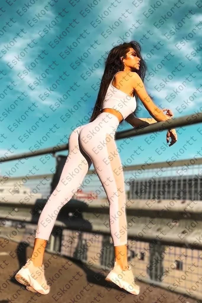 Emilia escort in Moscow