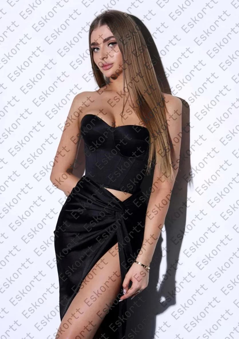 Polina escort in Moscow