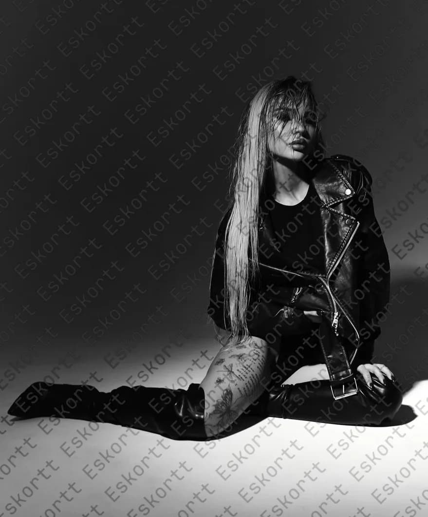 Kari escort in Moscow