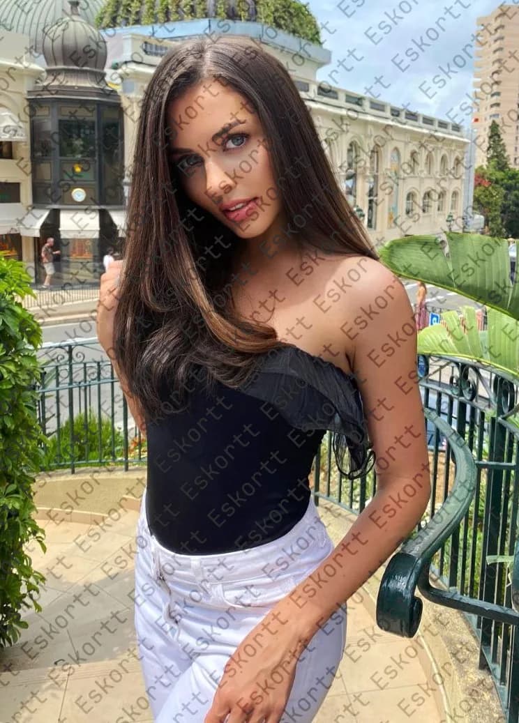 Tasha escort in Moscow