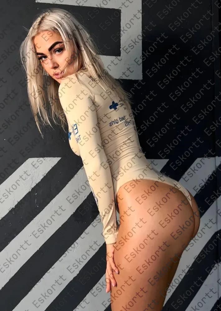 Amanda escort in Moscow