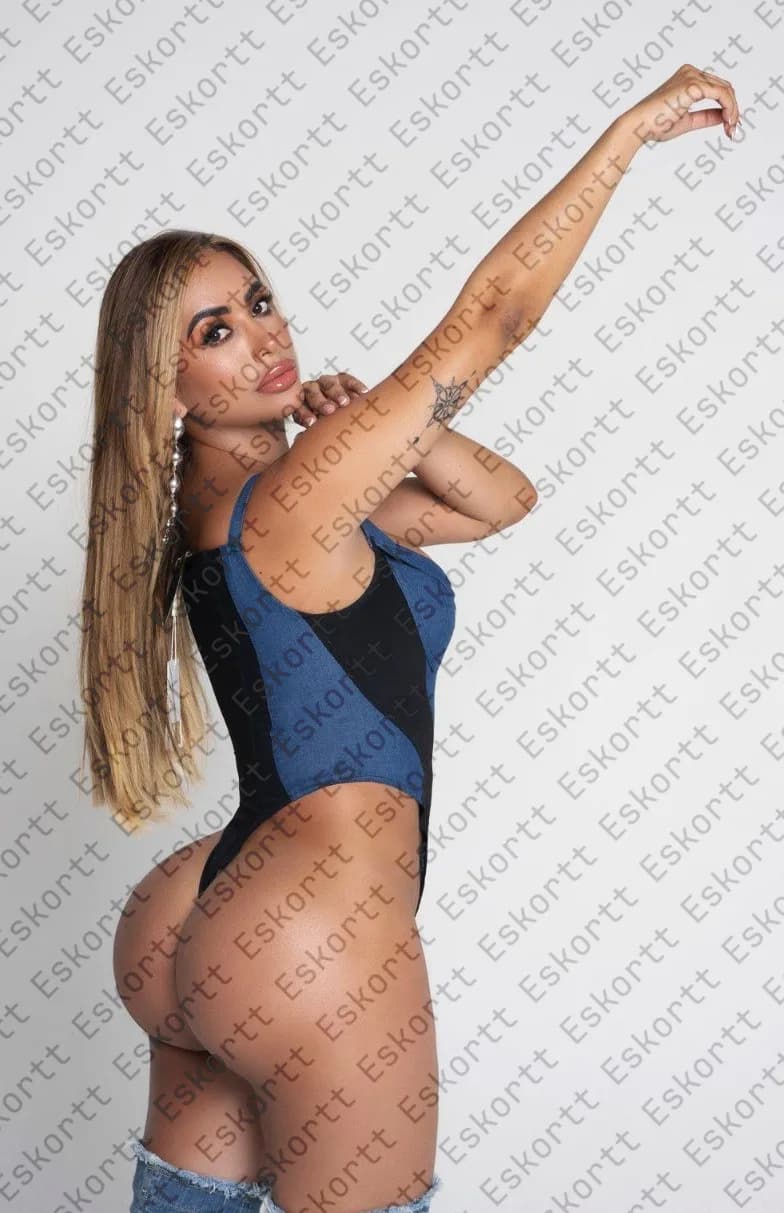 Ariana escort in Moscow