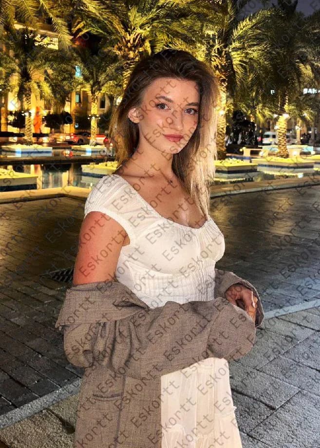 Avelina escort in Moscow