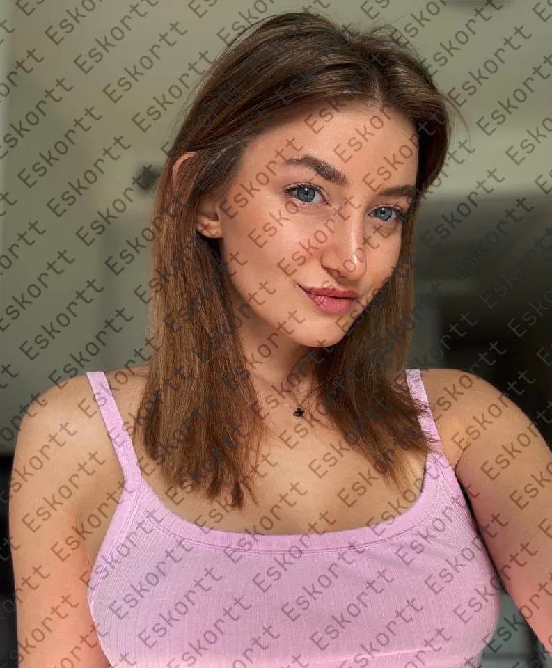 Avelina escort in Moscow