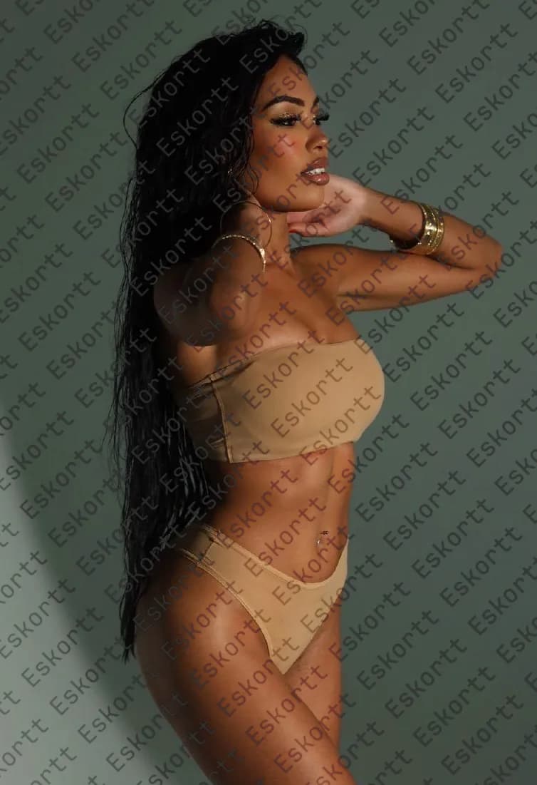 Cassie escort in Moscow