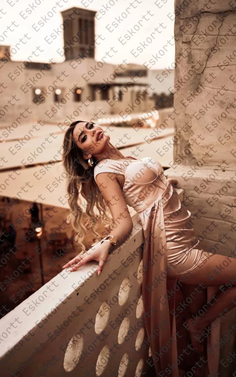 Alira escort in Moscow