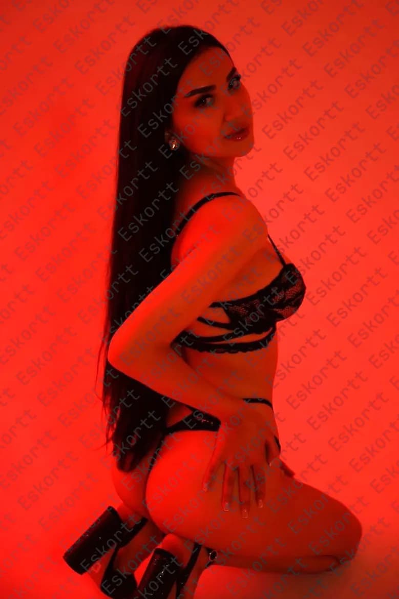 Amida escort in Moscow
