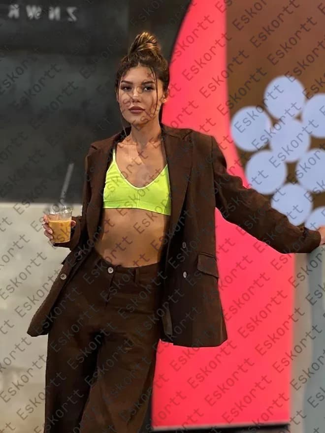 Miya escort in Moscow