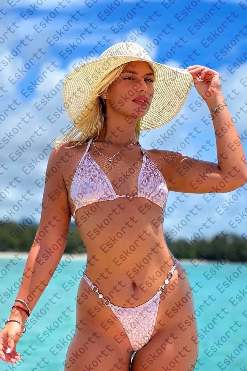 Maria escort in Moscow