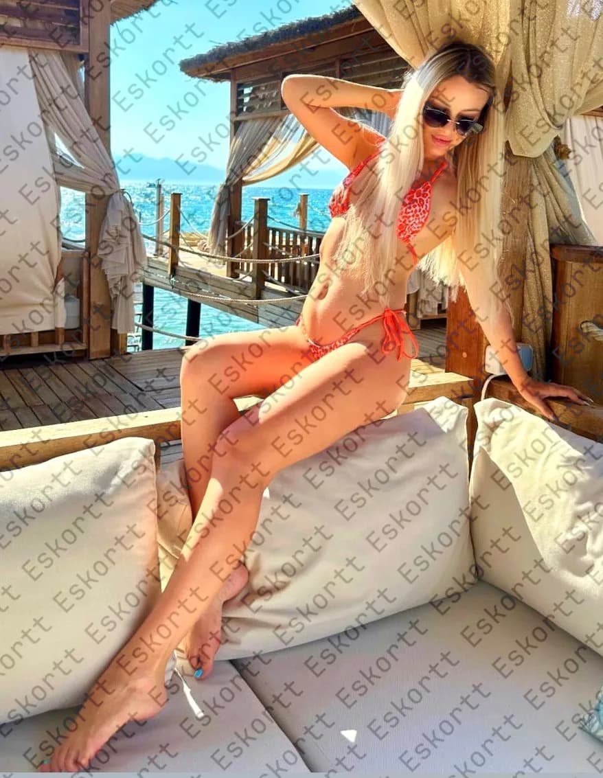 Aleksandra escort in Moscow